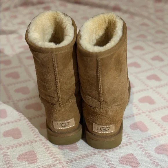 UGG Women's Classic II Chestnut Suede Shearling Mid-Calf Boots - Picture 2 of 7